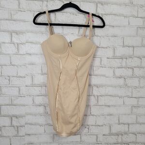 Maidenform body shaper